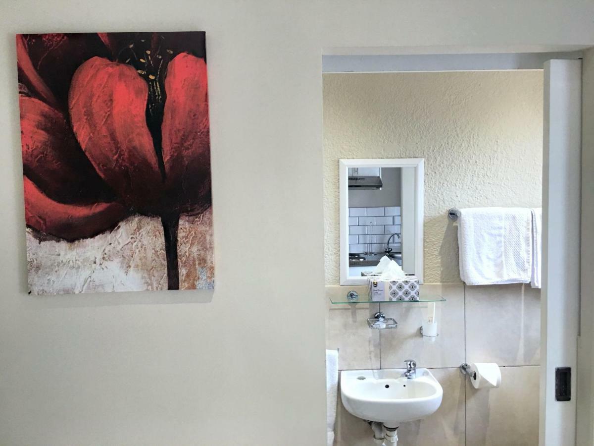 Selton Guesthouse Città del Capo Esterno foto